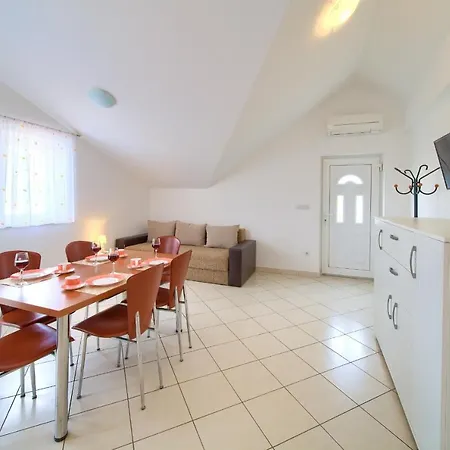 Apartman Juros Sveti Vid Malinska