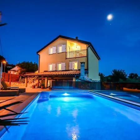 Juros Sveti Vid Apartment Malinska